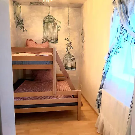 Kunstapartment Mit 2 Schlafzimmer Max 4 Personen