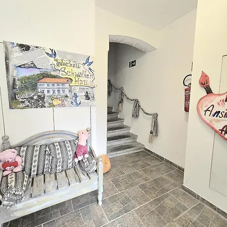 Lejlighed Kunstapartment Mit 2 Schlafzimmer Max 4 Personen