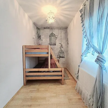Lejlighed Kunstapartment Mit 2 Schlafzimmer Max 4 Personen *